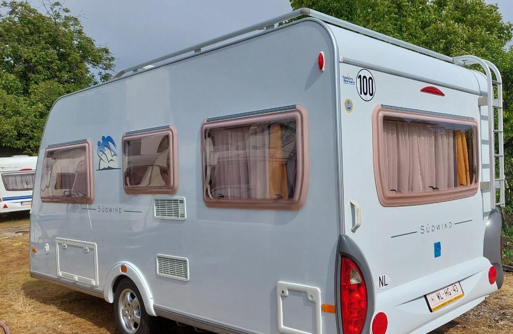 Rulota KNAUS SUDWIND 450 FU -Avem 14 RULOTE in parc diverse modele 10 900 eur