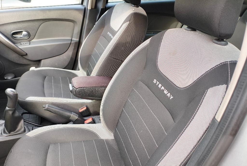 Dacia Sandero Stepway 0 9 TCe Prestige 9 500 eur