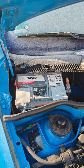 Opel Corsa Automat/Clima 1 250 eur