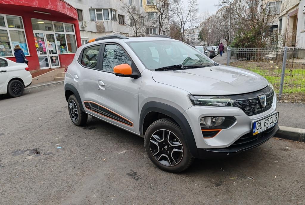 DACIA Spring 28000 km 8 300 eur