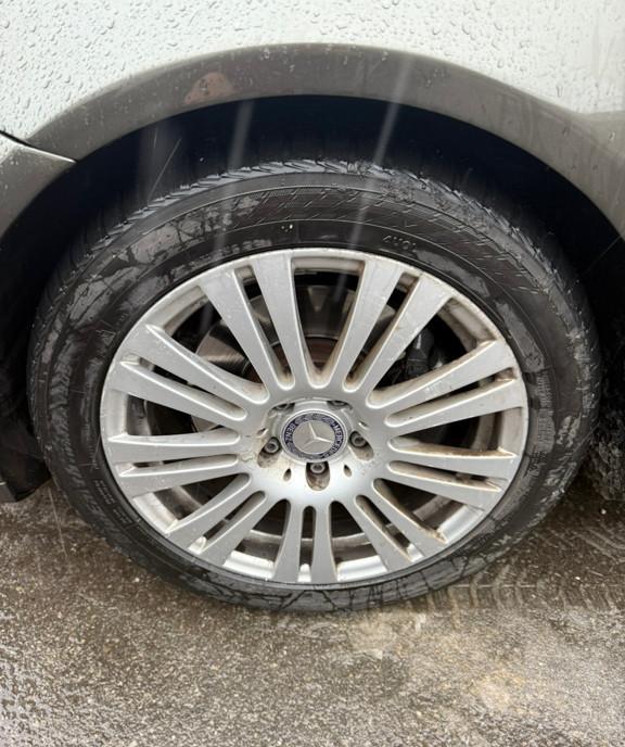 Mercedes E350 8 999 eur