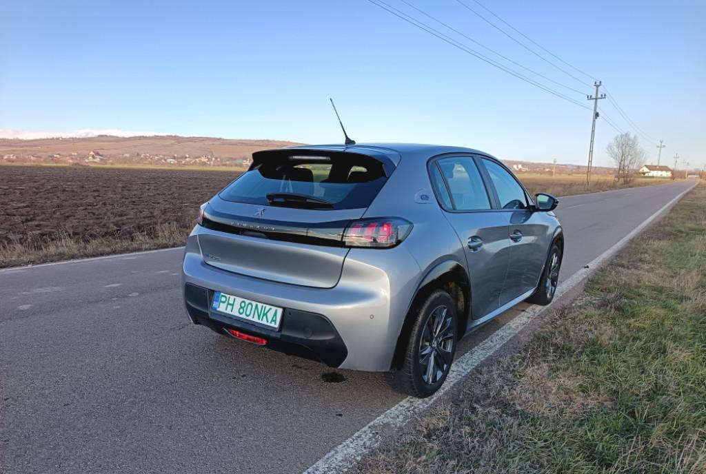 Peugeot e208 Full electric 17000 km Proprietar 16 490 eur