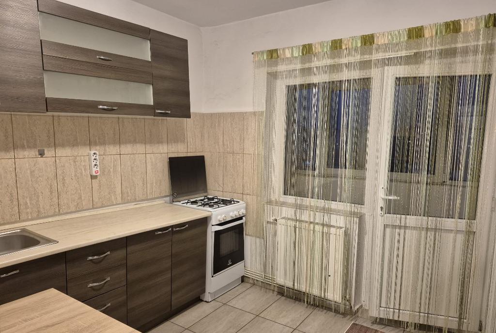Pf inchiriez apartament 1 cam