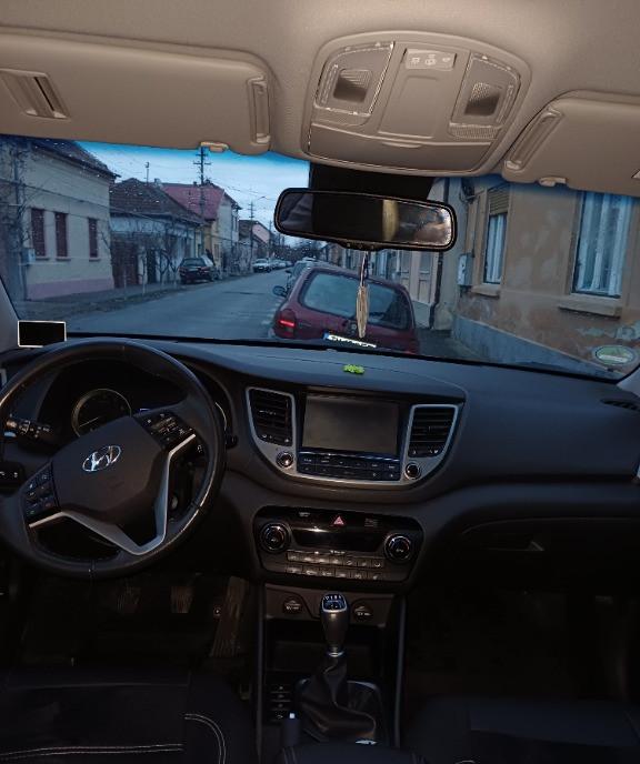 Hyunday tucson 1 6 2017 15 200 eur