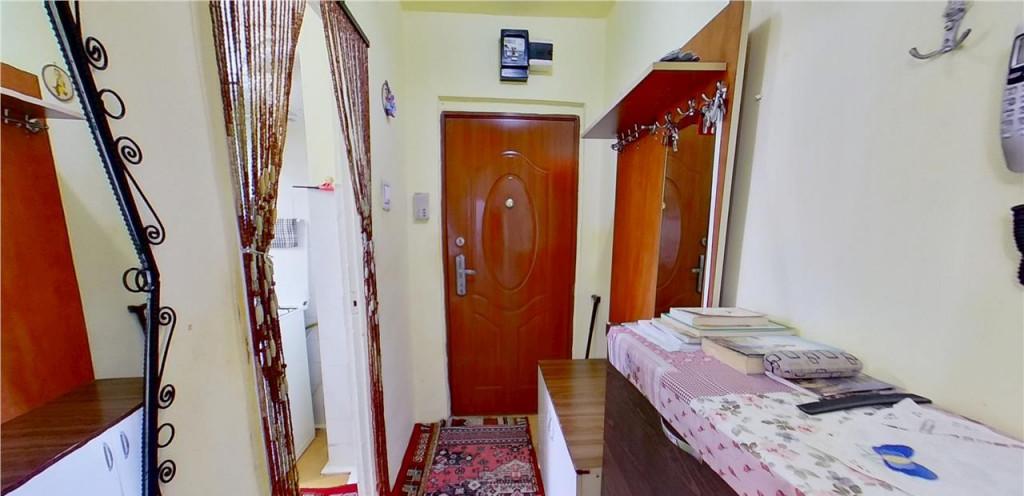 3D Rezidenta 2camere balcon beci potential creativ etajul 3