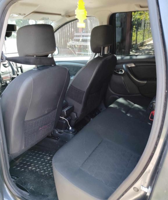 Duster 1 6 4 times 4 -6 trepte 6 700 eur