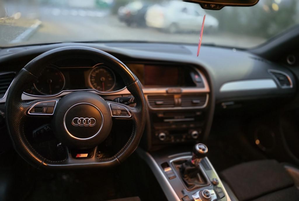 A4 B8 5 S-LINE IMPECABIL 10 500 eur