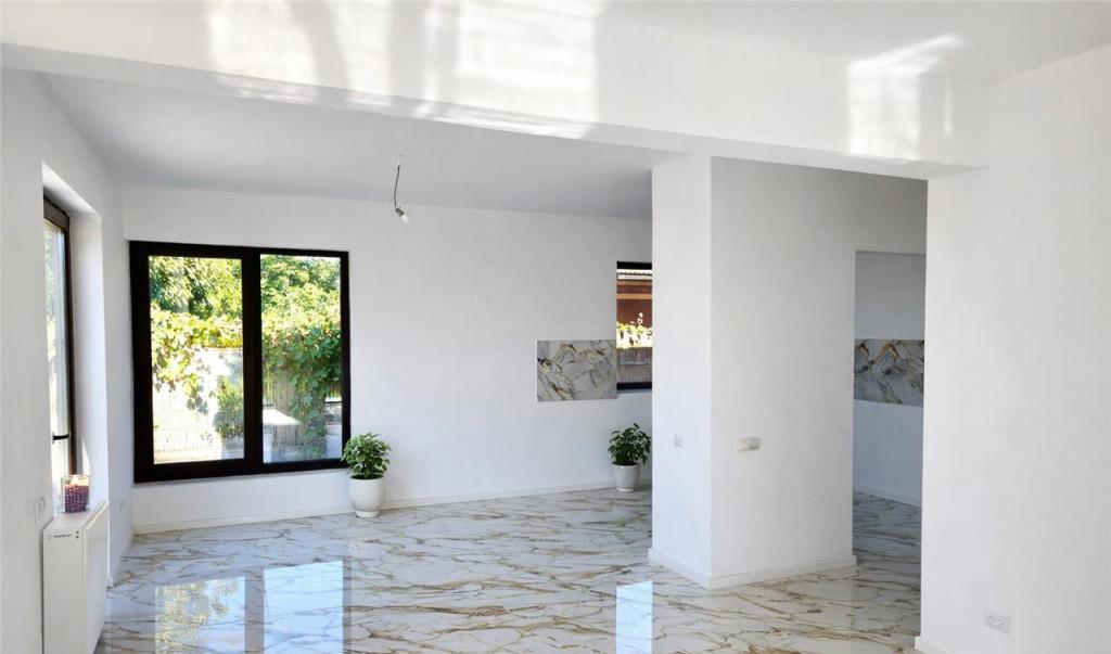 Vila P E 5 camere 3 bai teren 418 mp finisaje top intabula