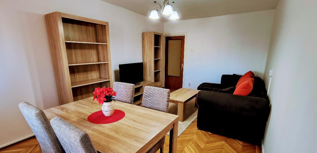 Apartament 4 camere 110mp cochet dec 2 bai 1 Mai/Mihalache/Kiseleff
