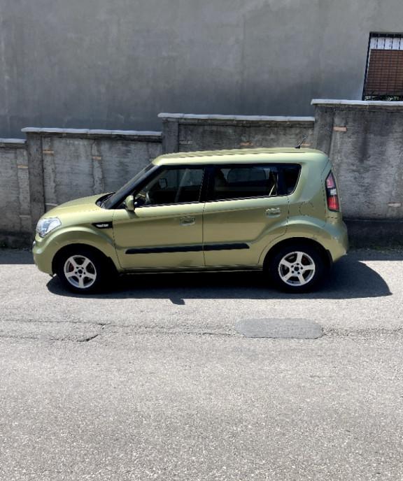 KIA SOUL 1 6 crdi 3 000 eur