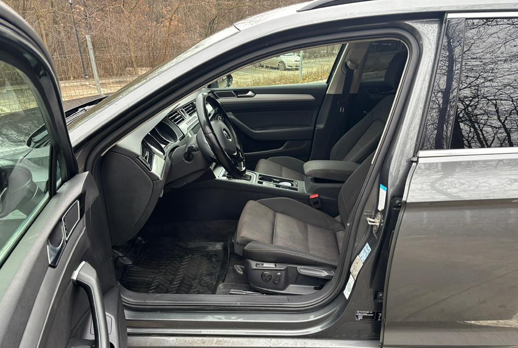 Vw passat b8 2 0TDI 150cp AUTOMATA 11 000 eur