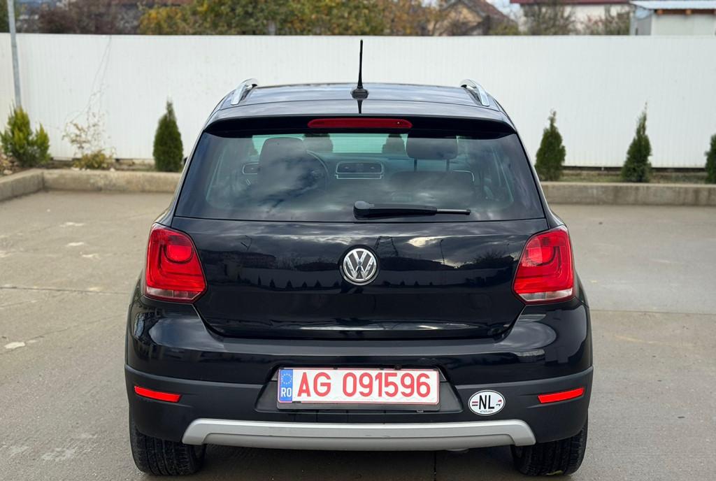 VW polo cross navi camera 4 790 eur