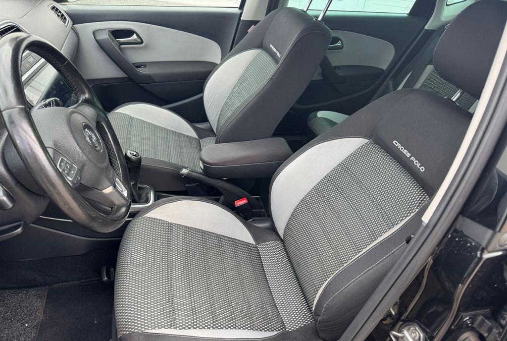 VW polo cross navi camera 4 790 eur