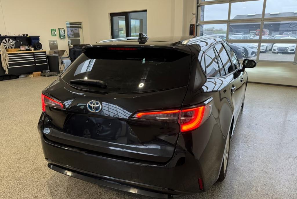 Toyota Corolla hibrid 18 900 eur