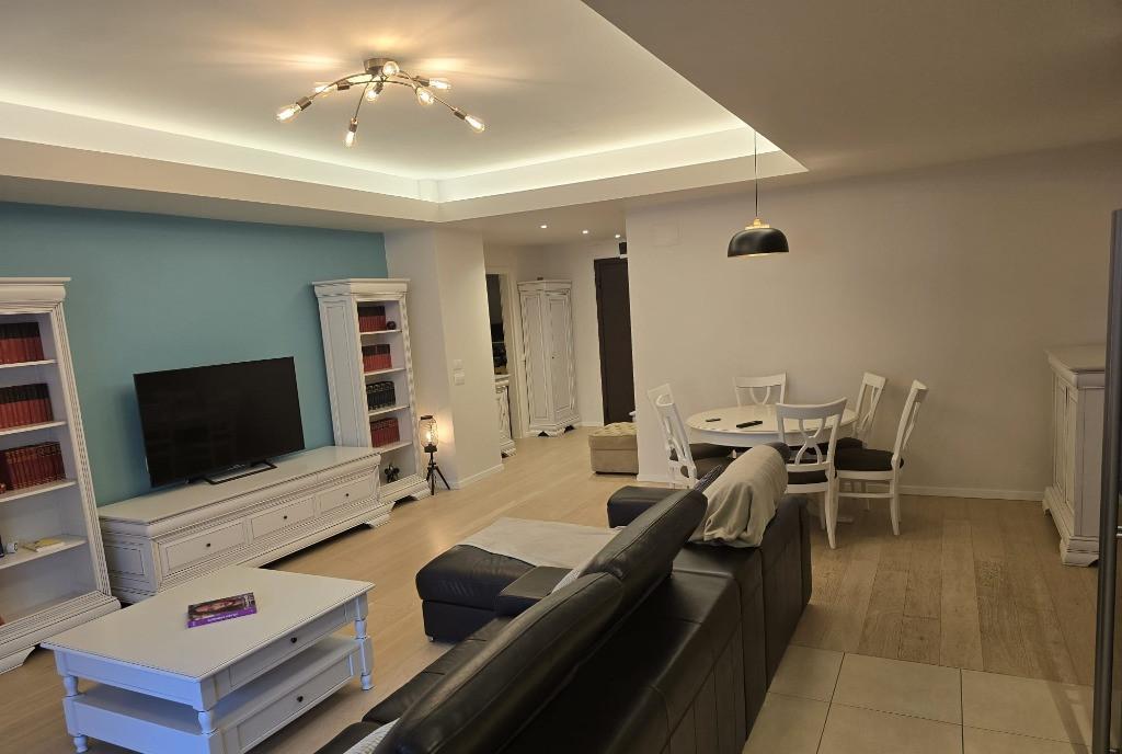 Apartament 3 camere Iancu Nicolae padure mobilat utilat