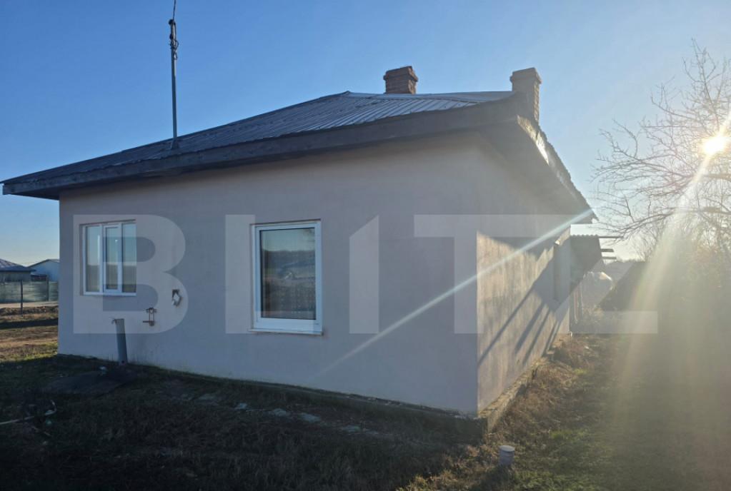 Casa de vanzare 60 mp Targoviste Exterior Vest