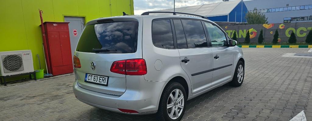 Volkswagen Touran 2011 4200 e 4 200 eur
