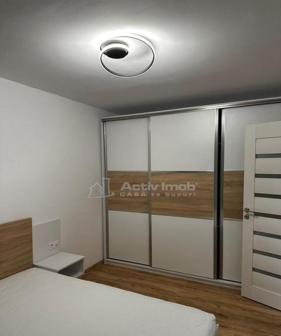 Metrou Aparatorii Patriei 2 camere recent renovat loc