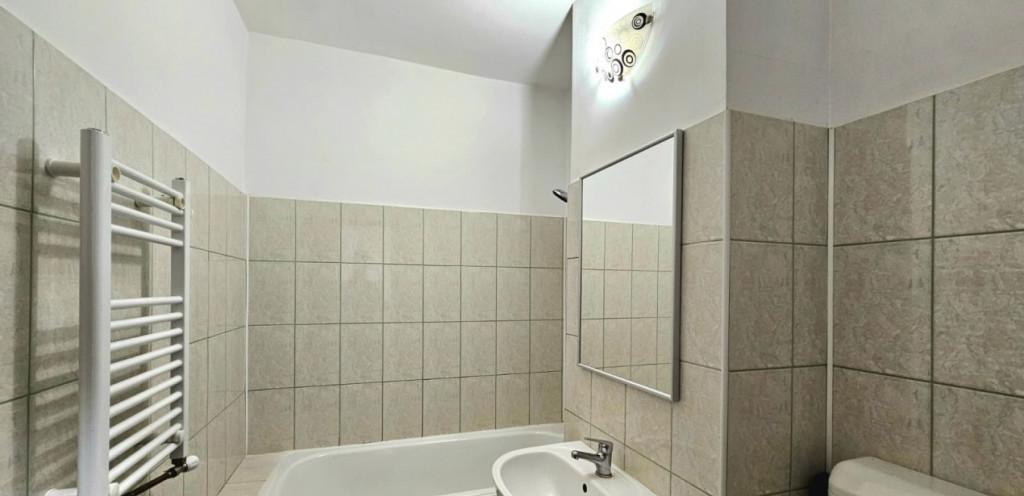 Garsoniera Etaj 1 500 M Lacul Noua