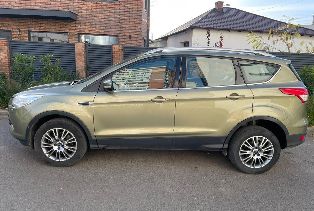 Ford Kuga 4x4 Titanium 2 0Tdci 163cp 9 700 eur
