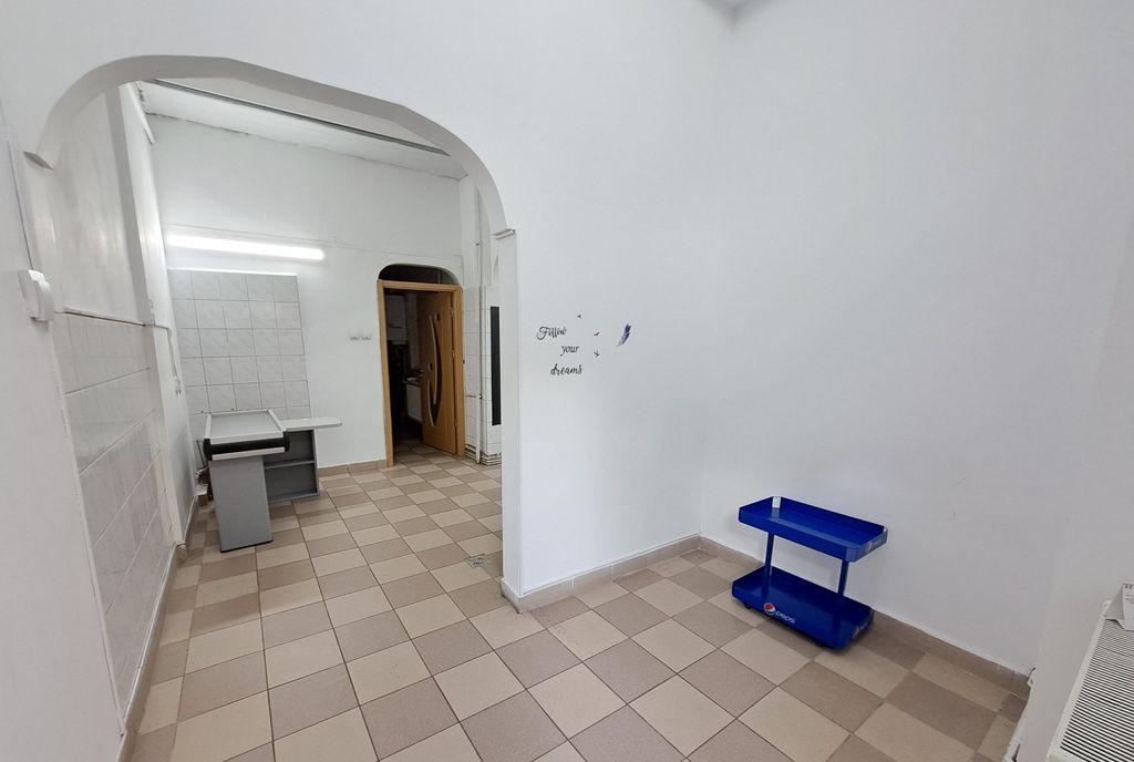 Spatiu comercial 61 52 mp bd Timisoara Drumul Taberei