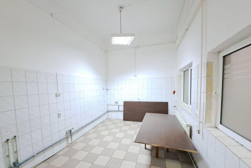 Spatiu comercial 61 52 mp bd Timisoara Drumul Taberei