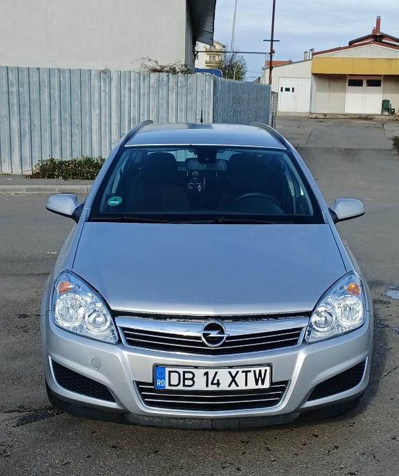 Opel astra H 1 7 cdti 110 cai 2009 2 650 eur