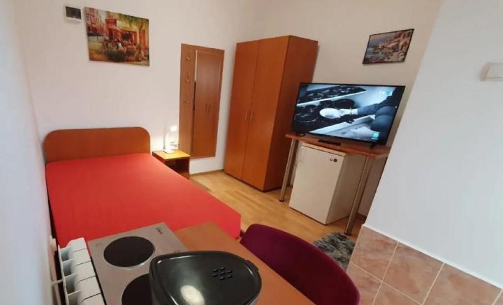 Giurgiului sura mare camera etaj 1