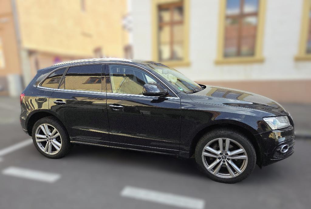 Audi Q5 S-Line 3 0TDI Quattro DSG S-tronic Navi Xenon B amp O Panoramic 26 000 eur