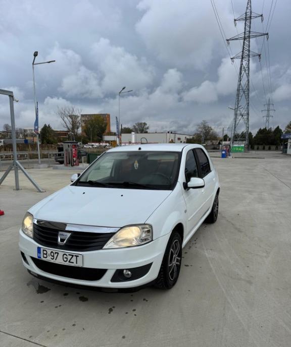 Dacia Logan 1 2 16 valve proprietar fara incidente 2 400 eur