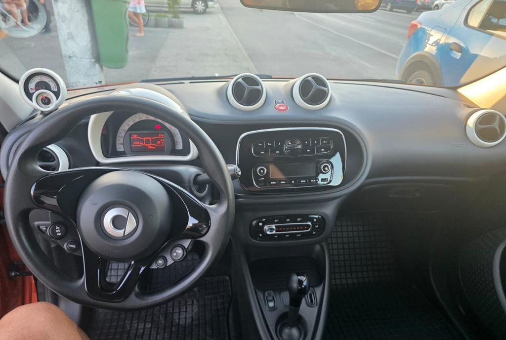 Smart full electric tel 0760468468 8 900 eur