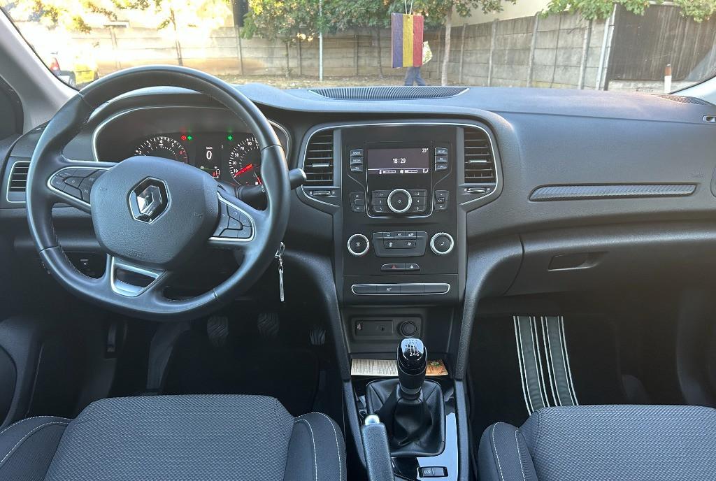 Renault Megane 2021 1000 cmc 115 Cp 10 350 eur