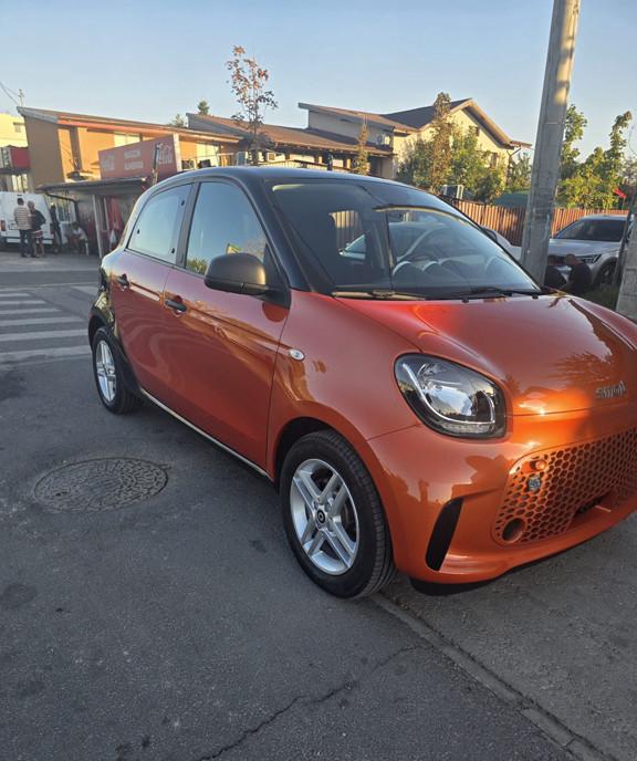 Smart forfour full electric 8 900 eur