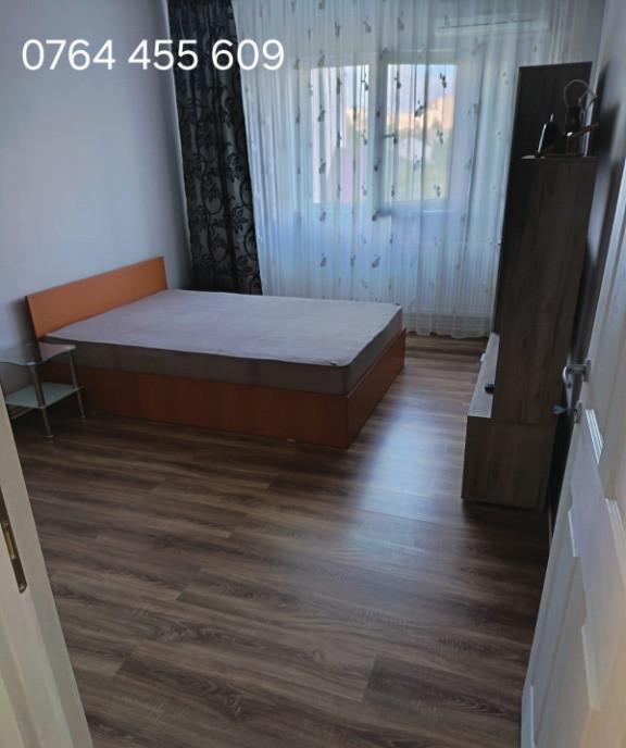 Proprietar Vand garsoniera