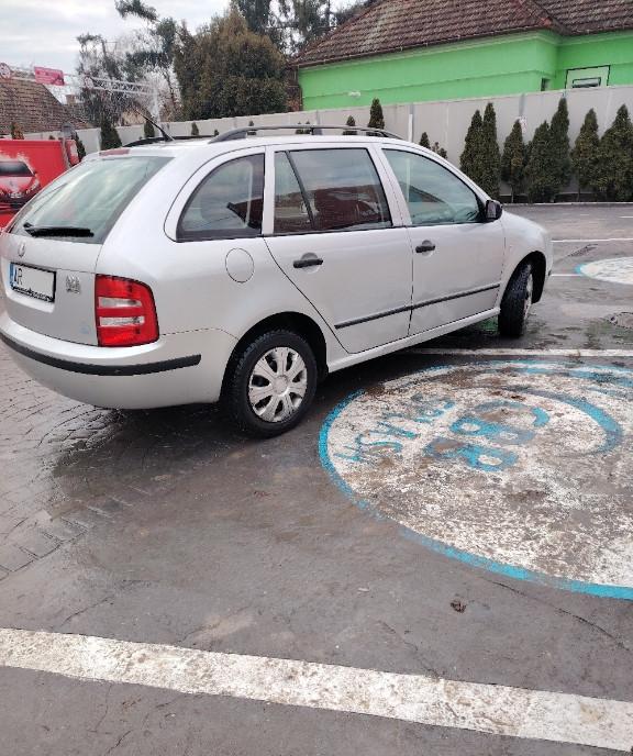 Skoda fabia euro4 1 4 16v benzina 2003 1 150 eur