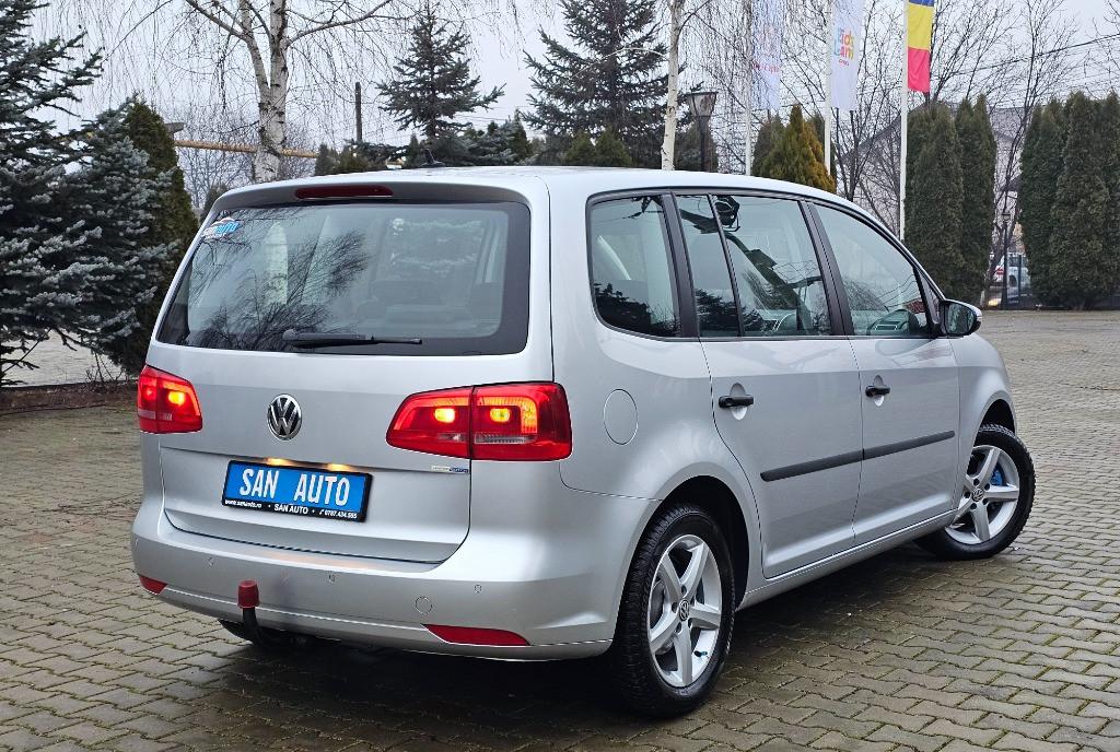VW Touran 7 locuri 2011 1 6 TDI 105 CP euro 5 / RATE fara avans 4 990 eur