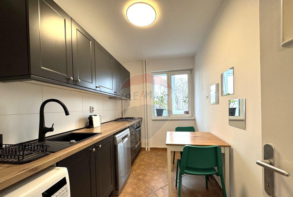 Apartament 2 camere Parcare Vedere spectaculoasa Pa