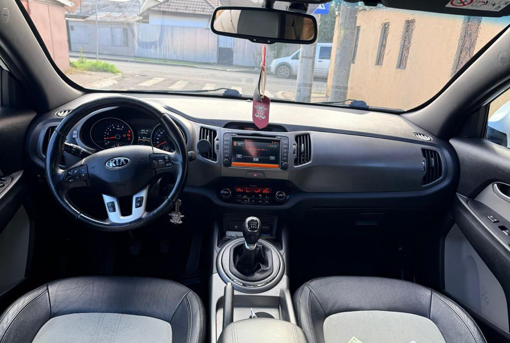 Kia Sportage 2 0 9 000 eur