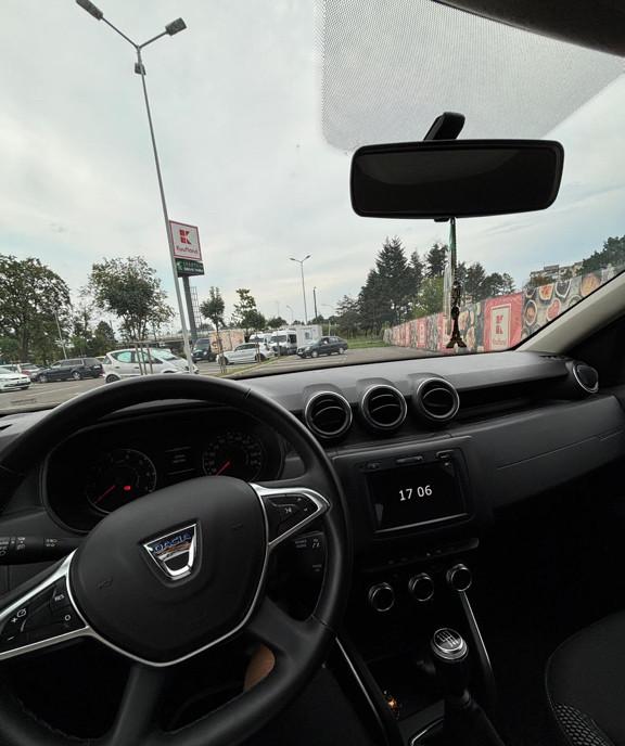 Dacia Duster Impecabil 13 750 eur