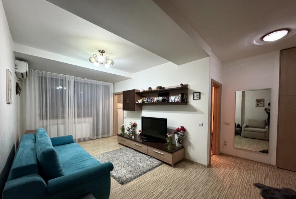 Garsoniera spatioasa mobilata si utilata cu balcon Prel