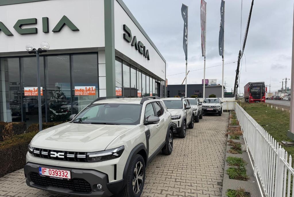 Dacia Duster 2024 3 300 lei
