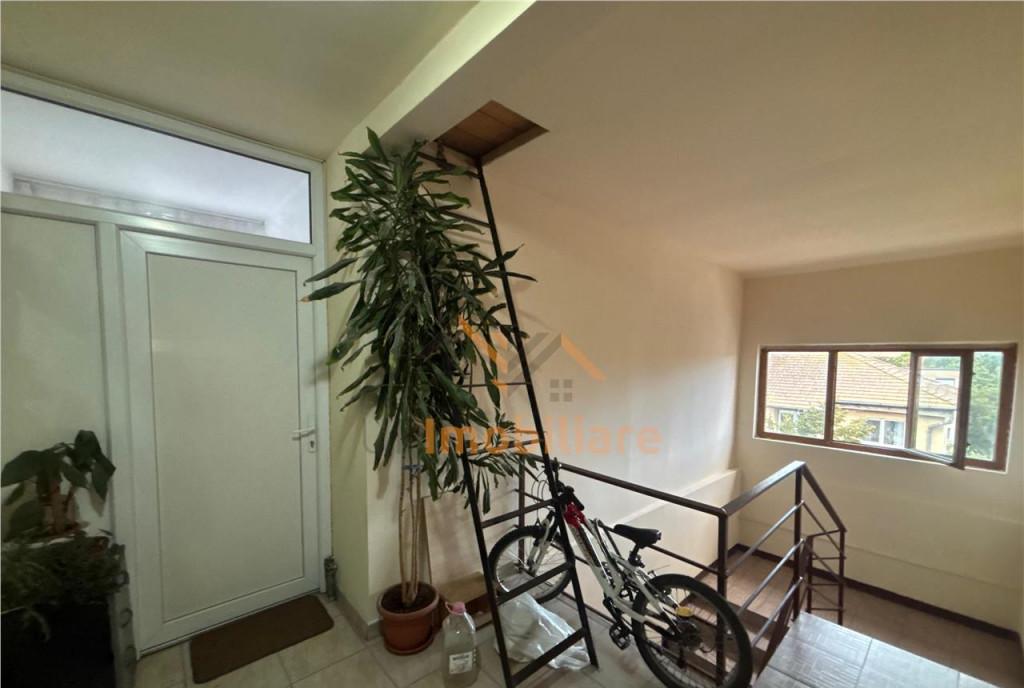 Garsoniera mobilata utilata zona rogerius oradea