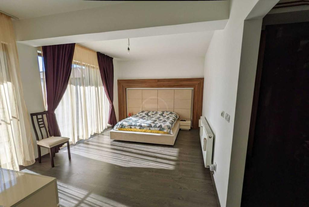 Casa zona Somesului Floresti