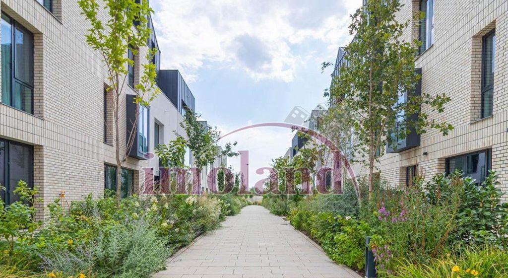 Inchiriere vila townhouse 4 camere Avalon Estate