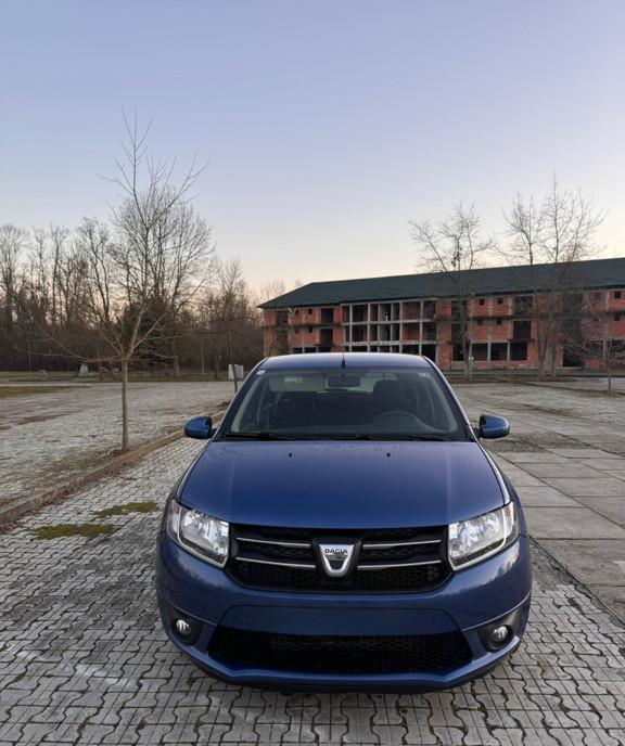 Dacia Sandero 2014 3 400 eur