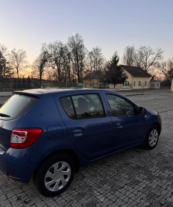 Dacia Sandero 2014 3 400 eur