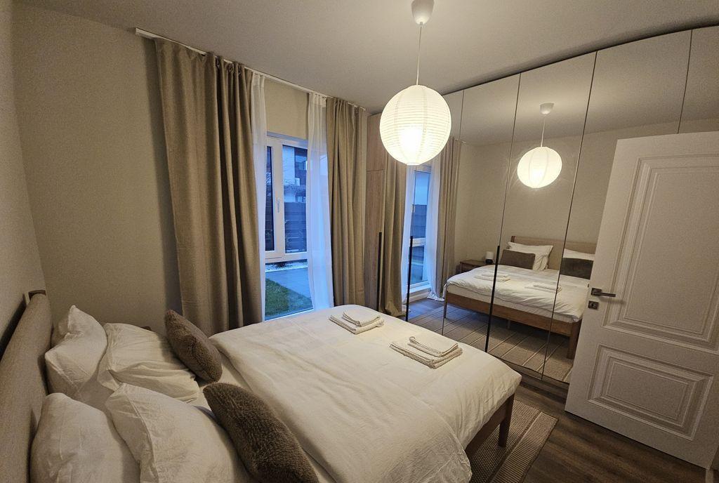 2 Camere Sector 3 Curte Proprie 38 mp