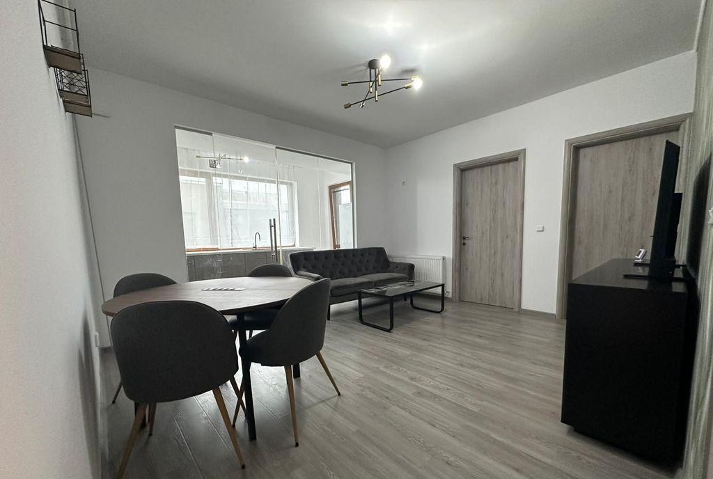 3 Camere Sector 4 Metalurgiei