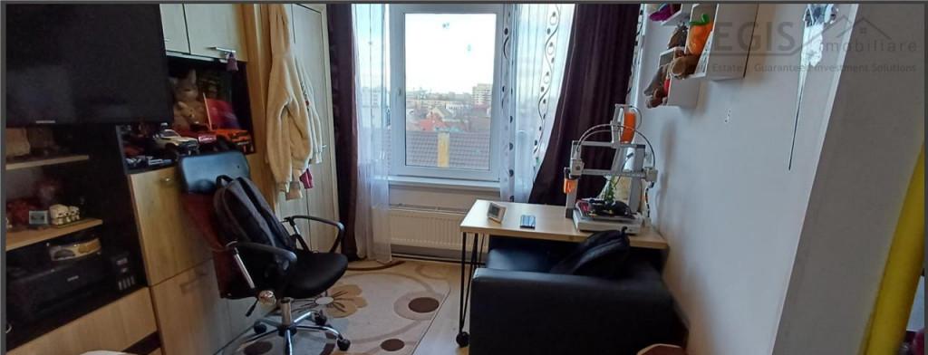 Garsoniera mobilata si luminoasa Astra