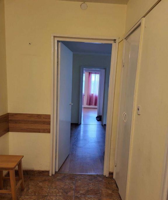 Apartament 3 camere zona Garii etajul 1 2 balcoane liber 11